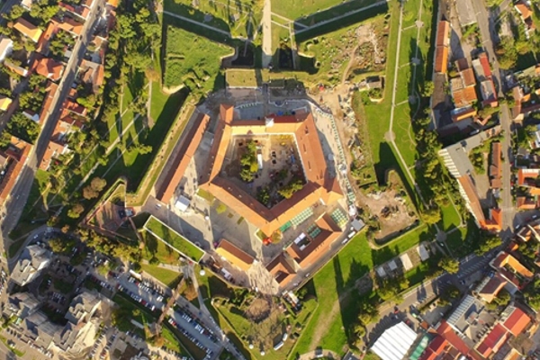 Cetatea Oradea, Oradea
